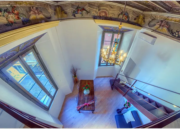 Villa Vinicia, Pool, Jacuzzi, Airco Domaso