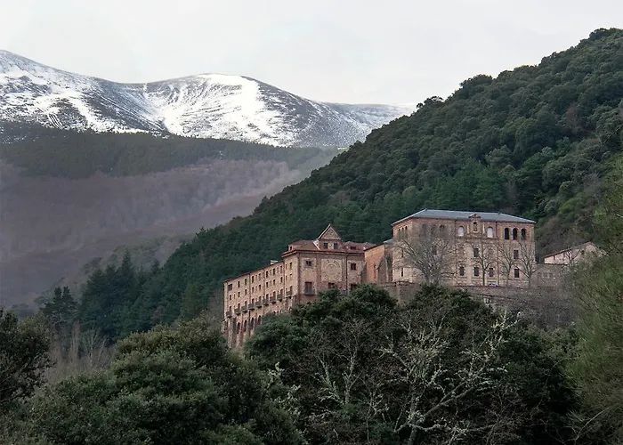 Monasterio De Santa Maria De Valvanera