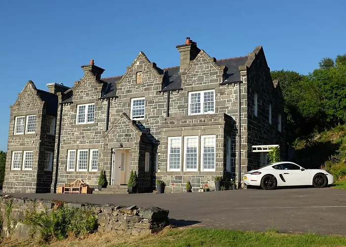 Crown Lodge