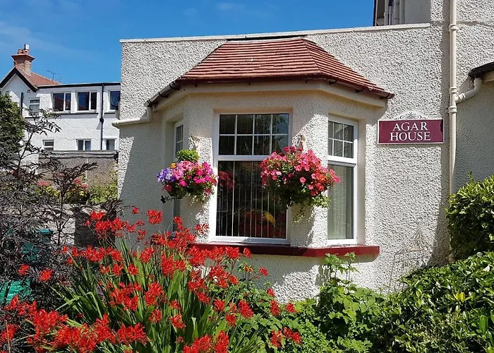 Agar House