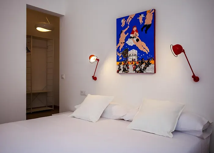 Cheap & Chic Hotel Ciutadella 
