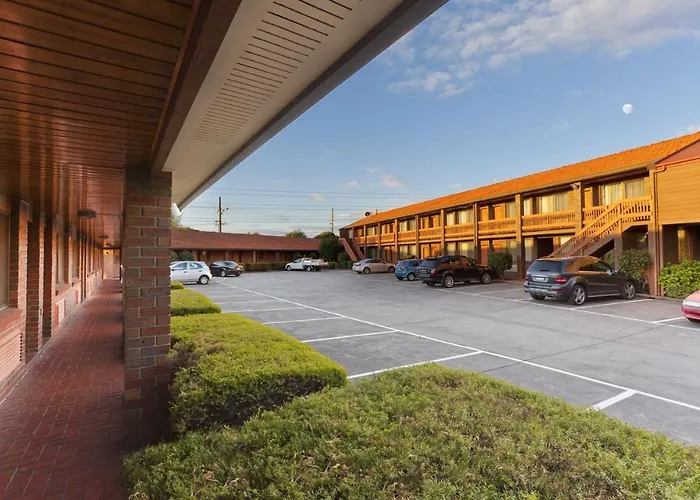 Hotel Bruce County Mount Waverley