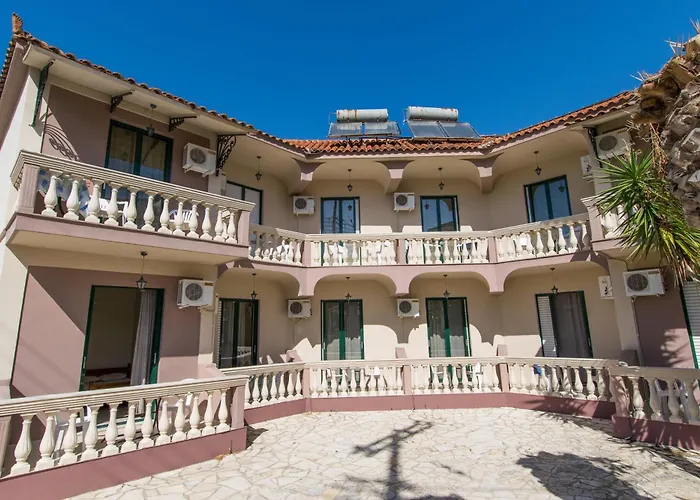 Zante Nest Studios & Apartments Alykanas 