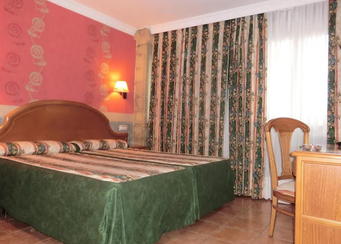 Hotel Las Ruedas Laredo