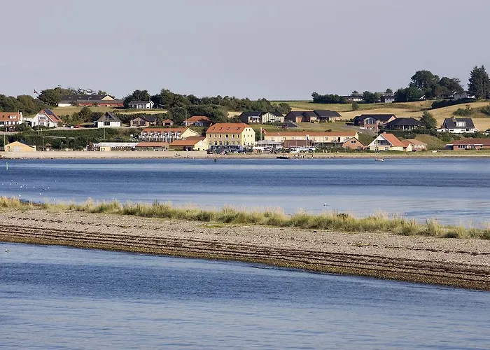 Hvalpsund Faergekro