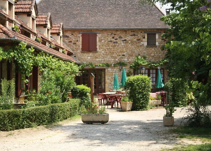 Hôtel Chastrusse Nadaillac-de-Rouge