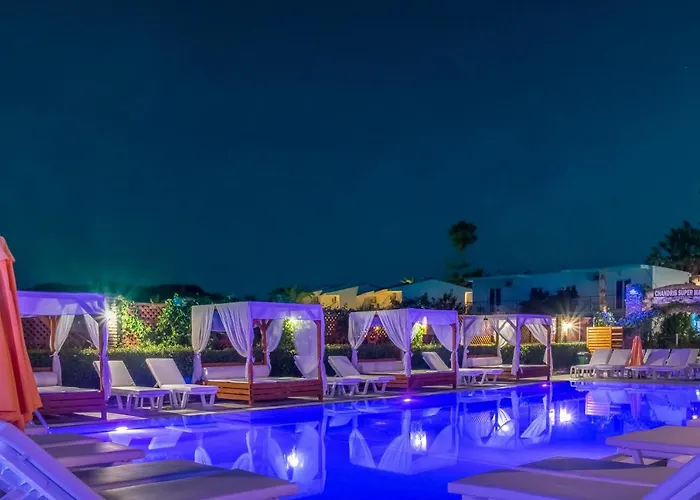 Chandris Apartments