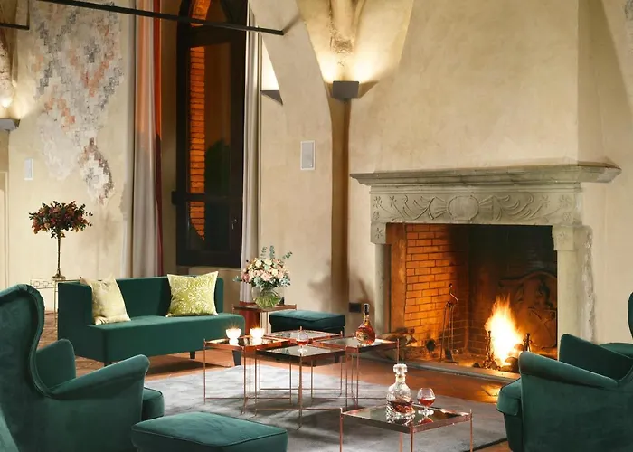 Hotel Castello Visconteo Cassano dʼAdda