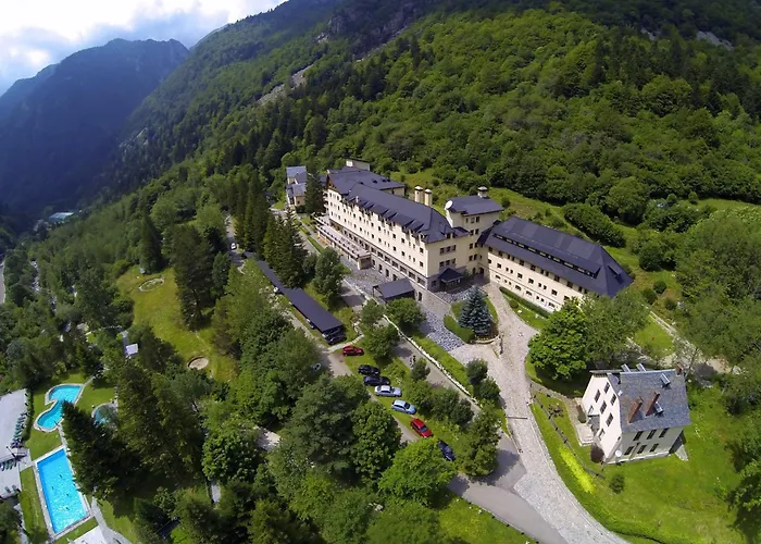 Hotel Manantial