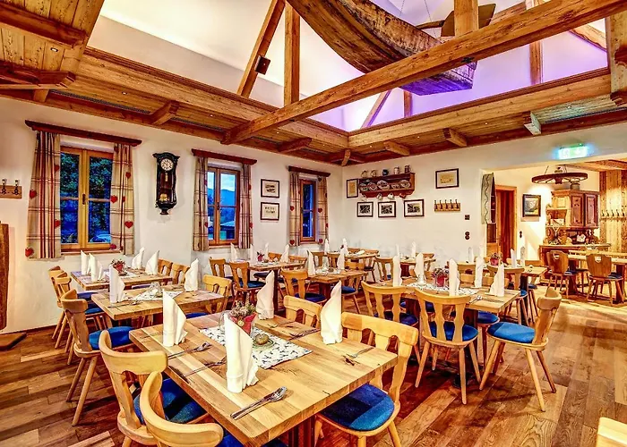 Hotel Welterbe-Wirtshaus Steegwirt Bad Goisern am Hallstättersee