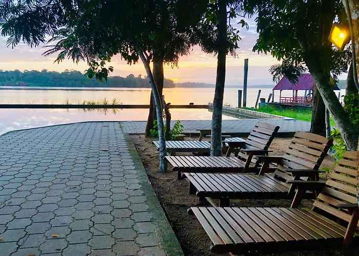 Overbridge River Resort Paramaribo