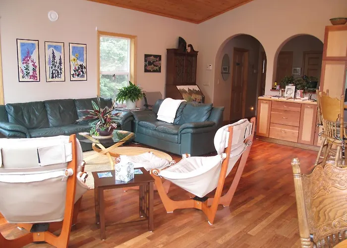 Glacier Creek Lodging