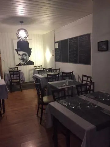 Hotel La Tour D'Auvergne Pont-lʼAbbé