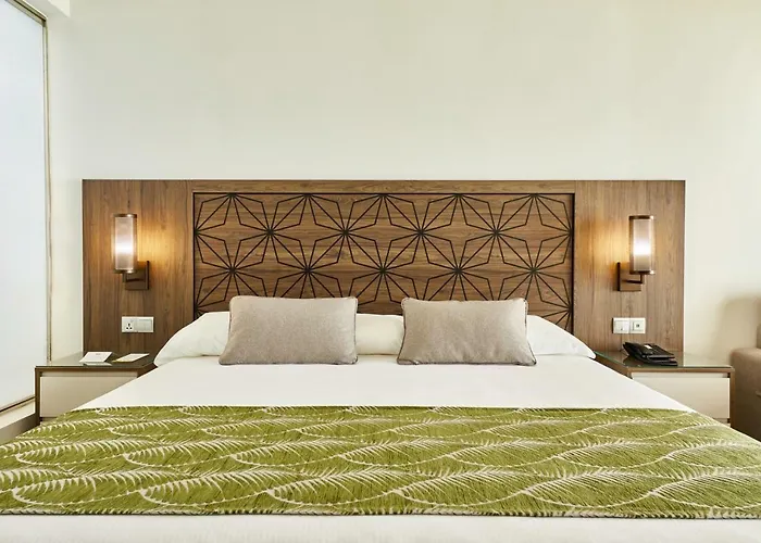 Riu Atoll Hotel Dhaalu Atoll