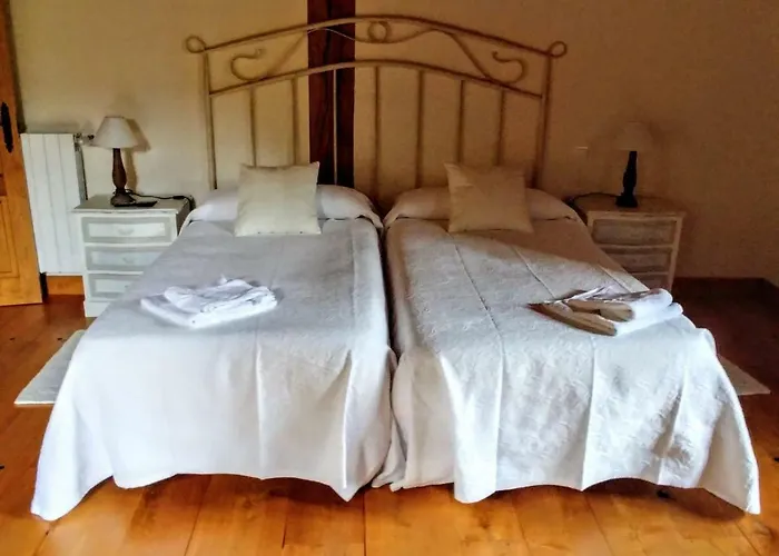 Hotel Trisileja en Novales