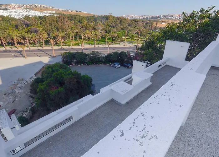 Umh Tarik Hotel Tanger