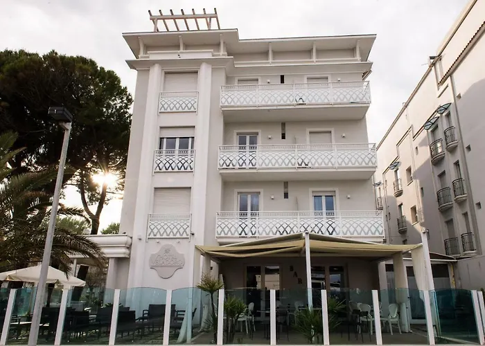 Hotel Vela D'Oro