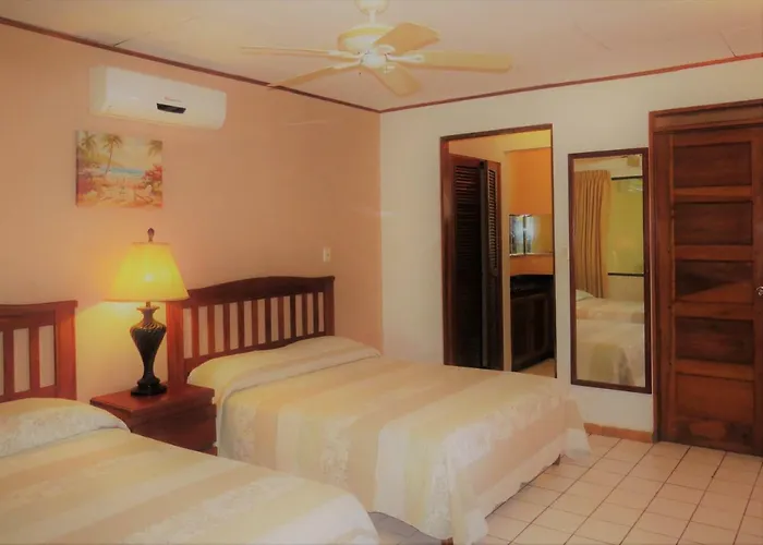 Flamingo Marina Hotel Playa Flamingo