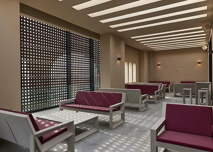 M Suite Hotel