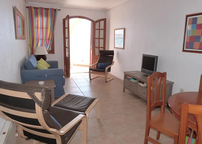 Shoal Apartamentos Oriola 