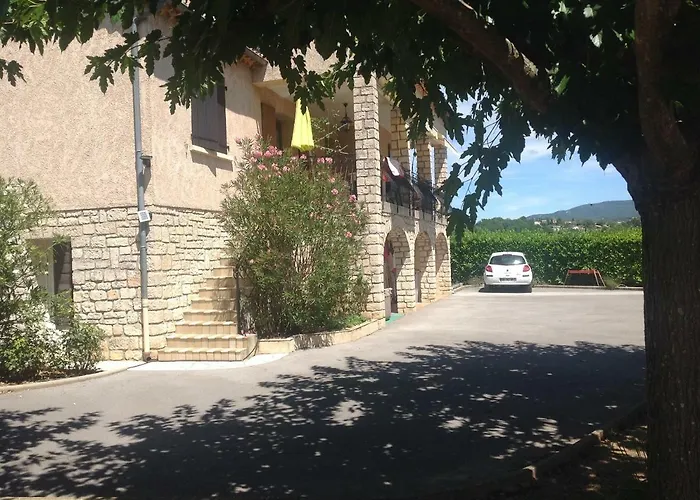 Au mas des graviers