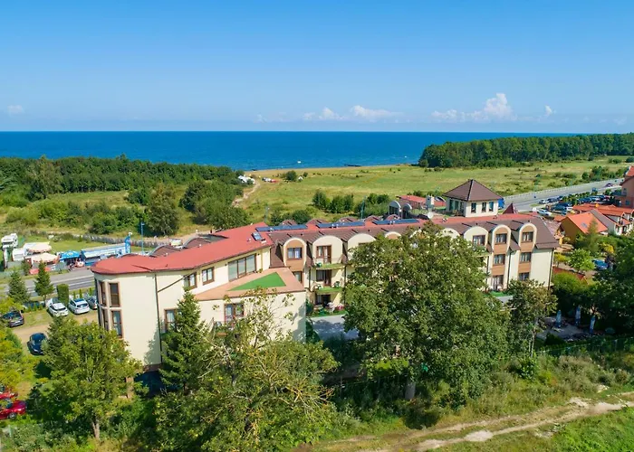 O R K A Pool , Beach And Sea 300 M Trzęsacz