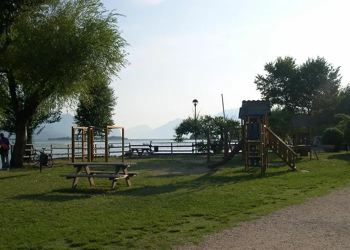 Residence Miralago Rooms & Apartments Manerba del Garda