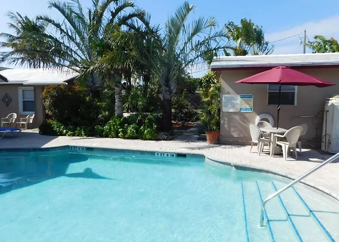 Inn Leather Guest House-Gay Male Only