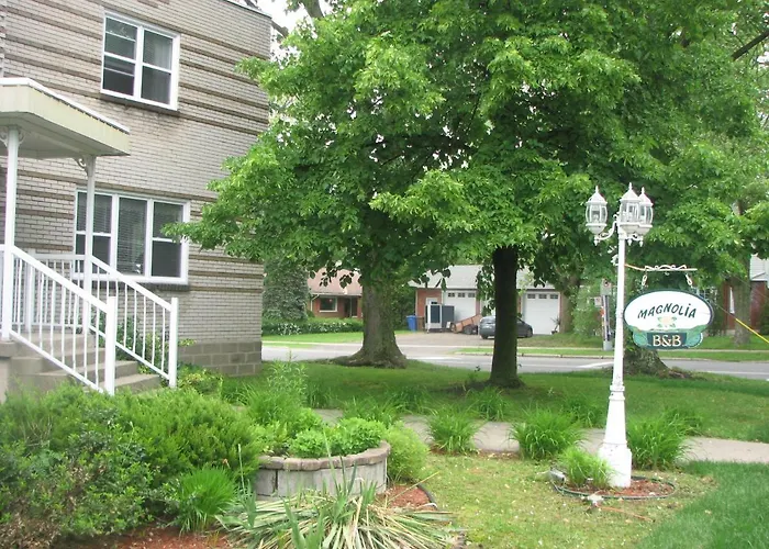 Magnolia B&B