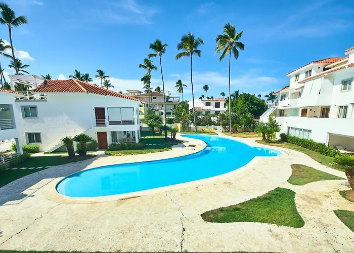 Las Terrazas Condo Beach - Los Corales Village