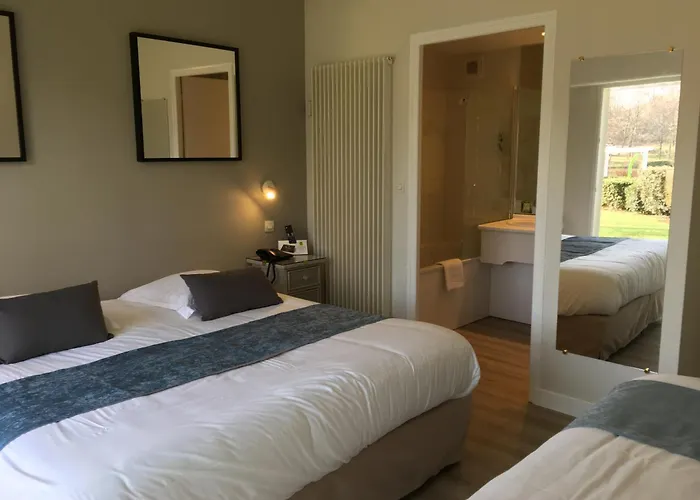 Logis Hotel Val De Vienne