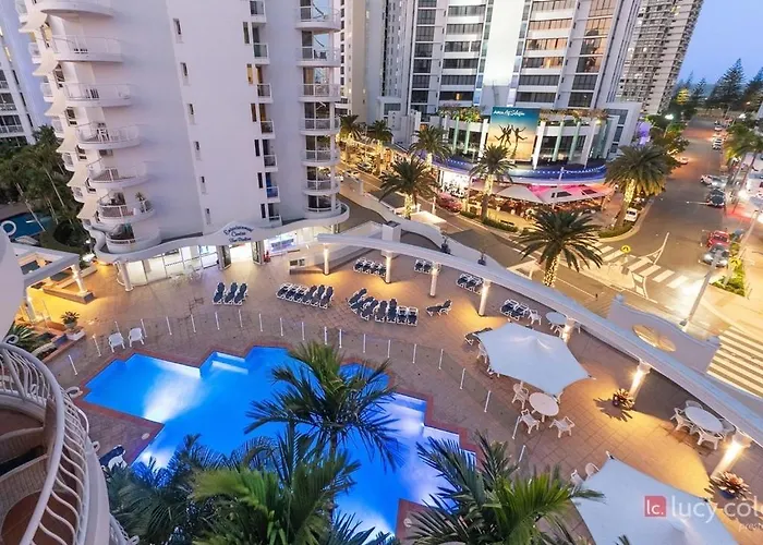 Broadbeach Holiday Apartments Shop 19