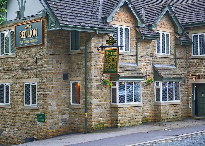 The Red Lion Hawkshaw